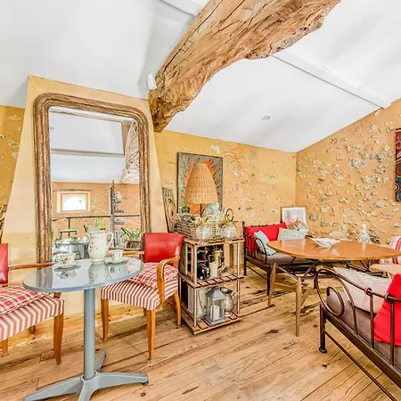 לינה וארוחת בוקר L'oree De Lansot - Romance Noaillan